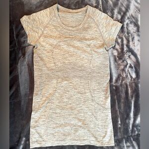 Lululemon swiftly tech tee